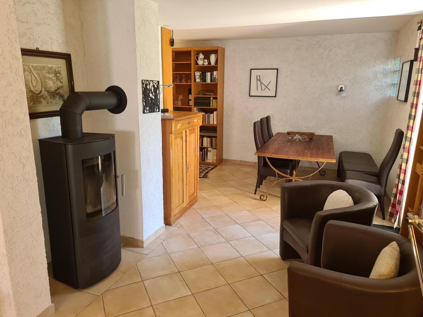 Historisches Backhaus Villa Enkirch Bagian luar foto