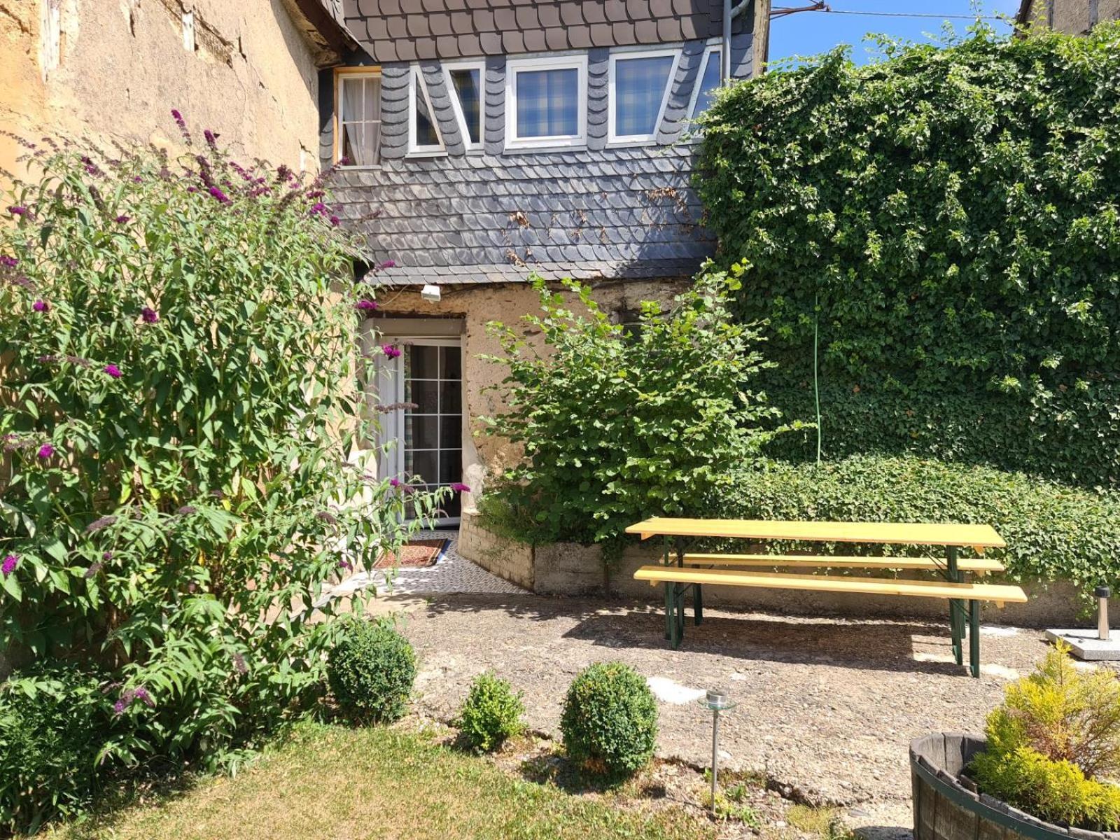 Historisches Backhaus Villa Enkirch Bagian luar foto